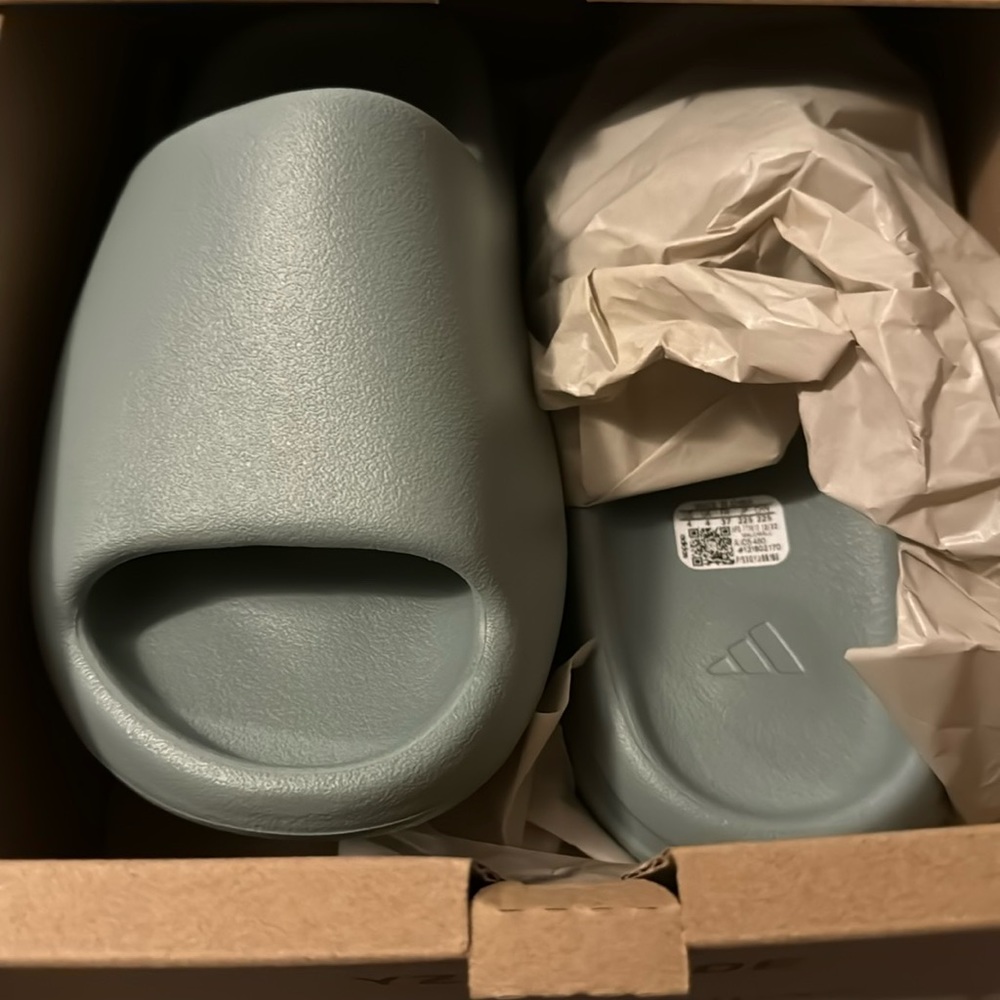 Brand new in the box Yeezy slides salt